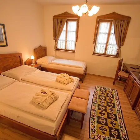 Boutique Old Town 4*
