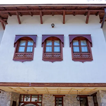 Boutique Old Town 4* מוסטר