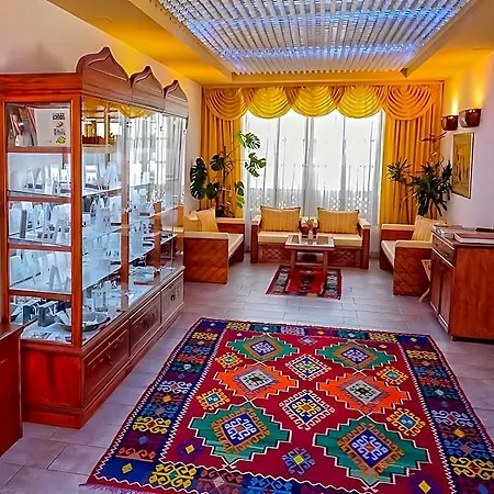 Boutique Old Town 4*
