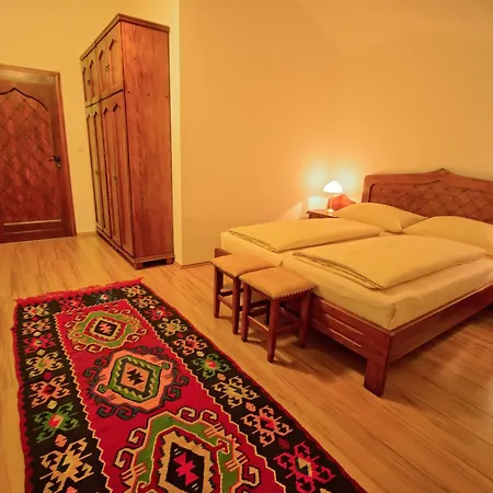 מלון Boutique Old Town מוסטר